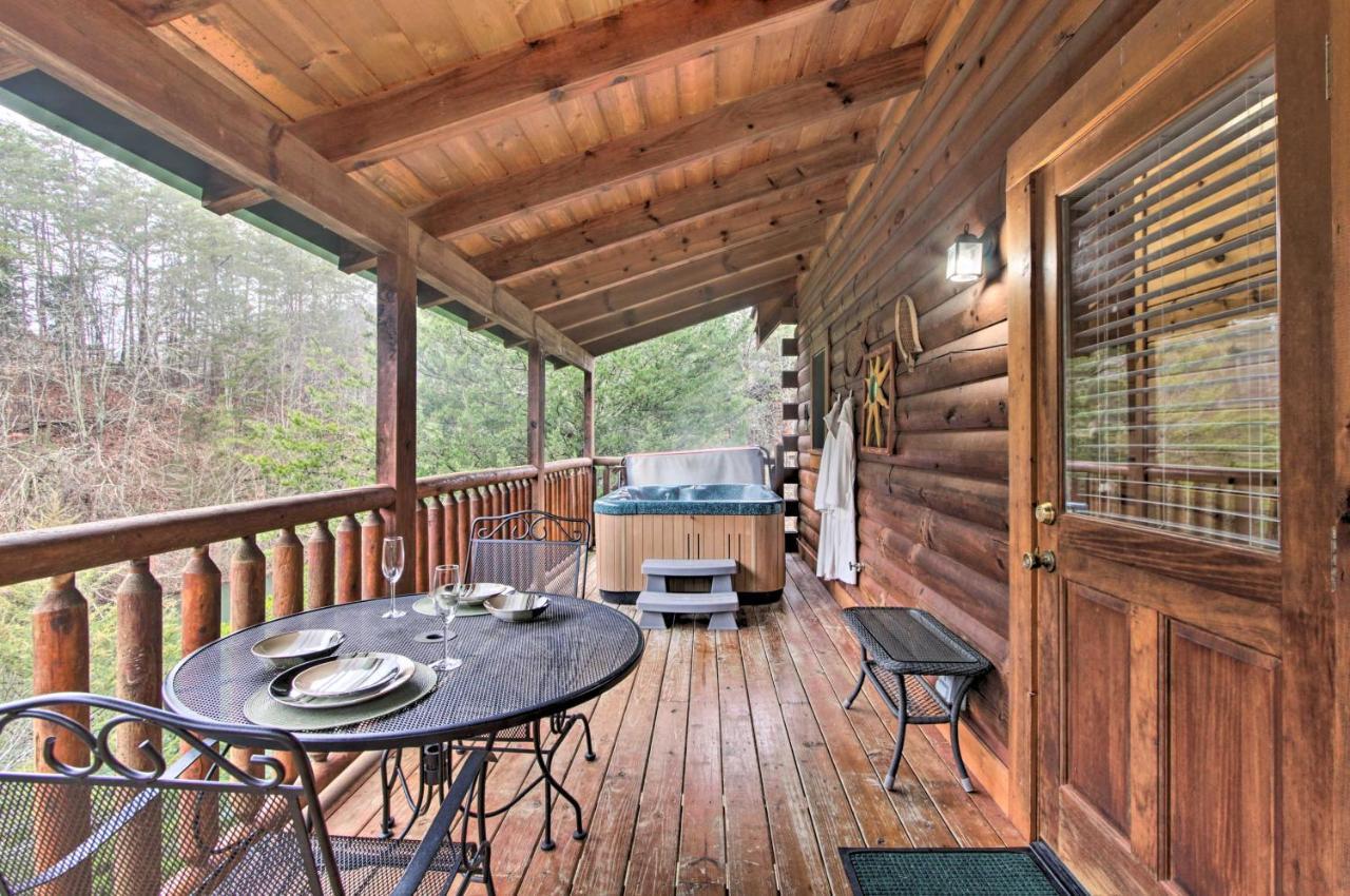 Cabin With Hot Tub About 2 Mi To Island In Pigeon Forge! ภายนอก รูปภาพ